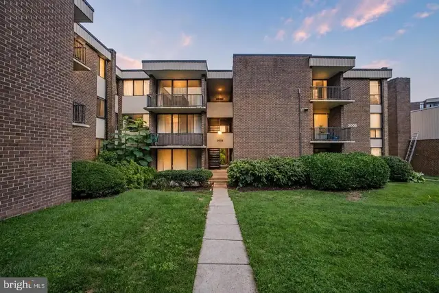 2005 Coleridge Dr #13-101, Silver Spring