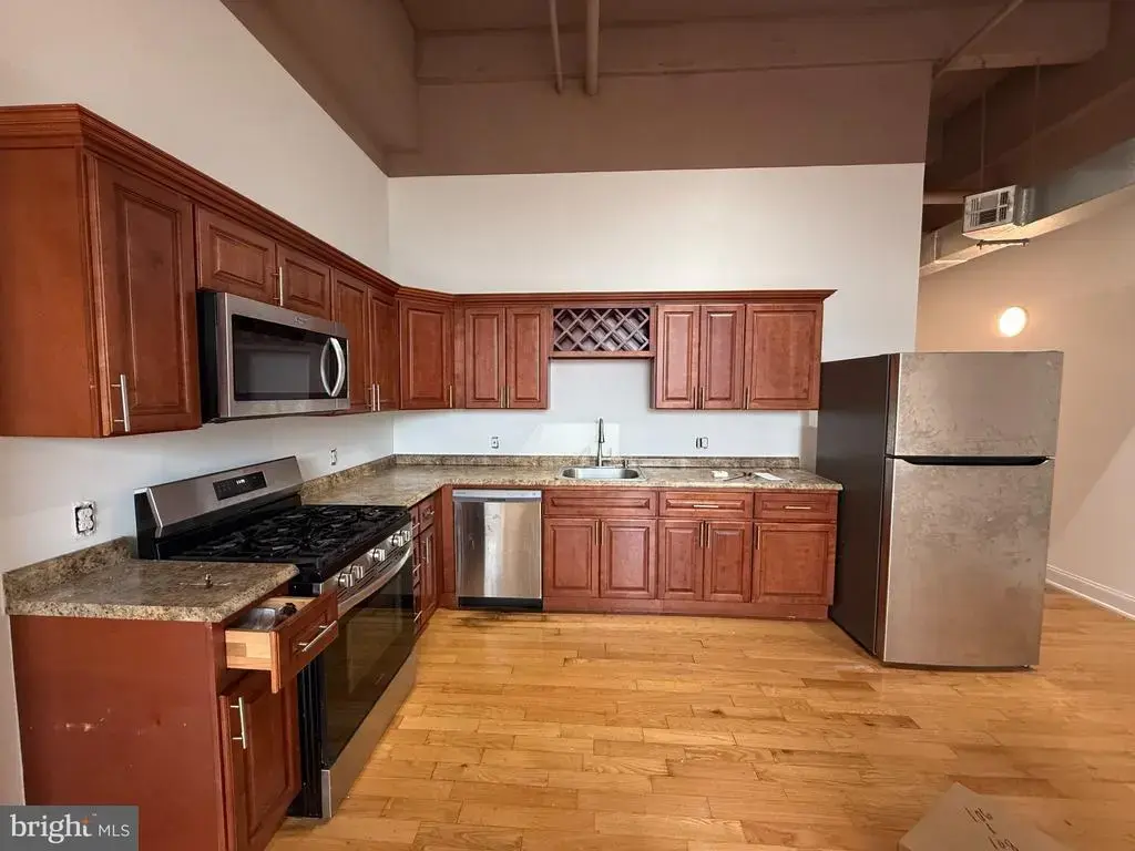 3560-62 Sepviva St #211, PHILADELPHIA