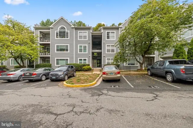 20404 Shore Harbour Dr #3-h, Germantown