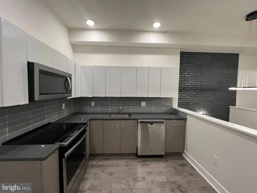 1314-00 N Front St #1, PHILADELPHIA