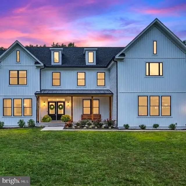 000 Bristow, Nokesville