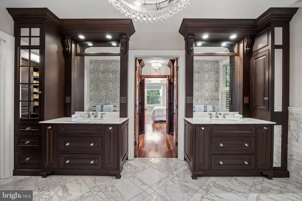 310 E Central Ave, MOORESTOWN