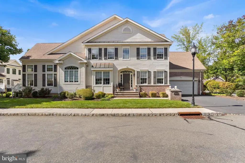 1 Riviera Ct, TRENTON