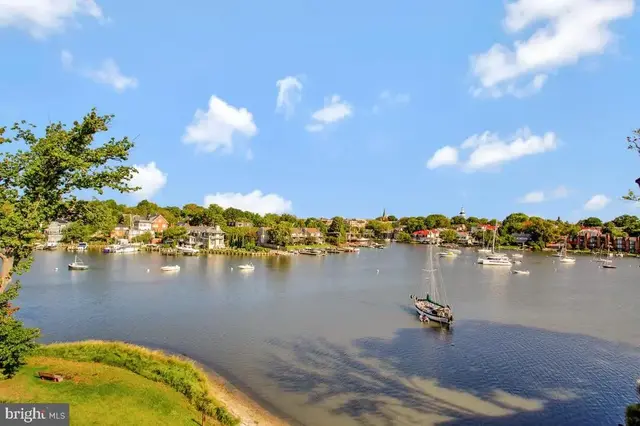 10 President Point Dr #a3, Annapolis