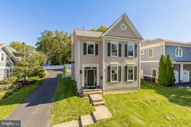 1505 Spring Vale Ave, Mclean