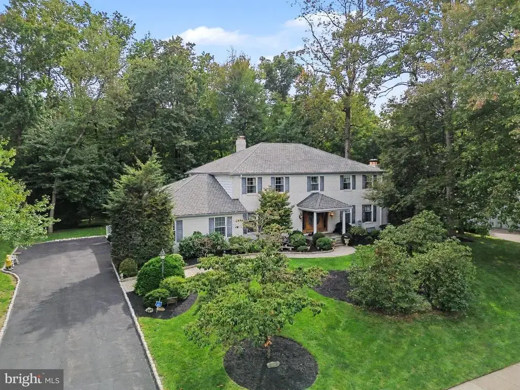 1611 Benjamin Dr, AMBLER