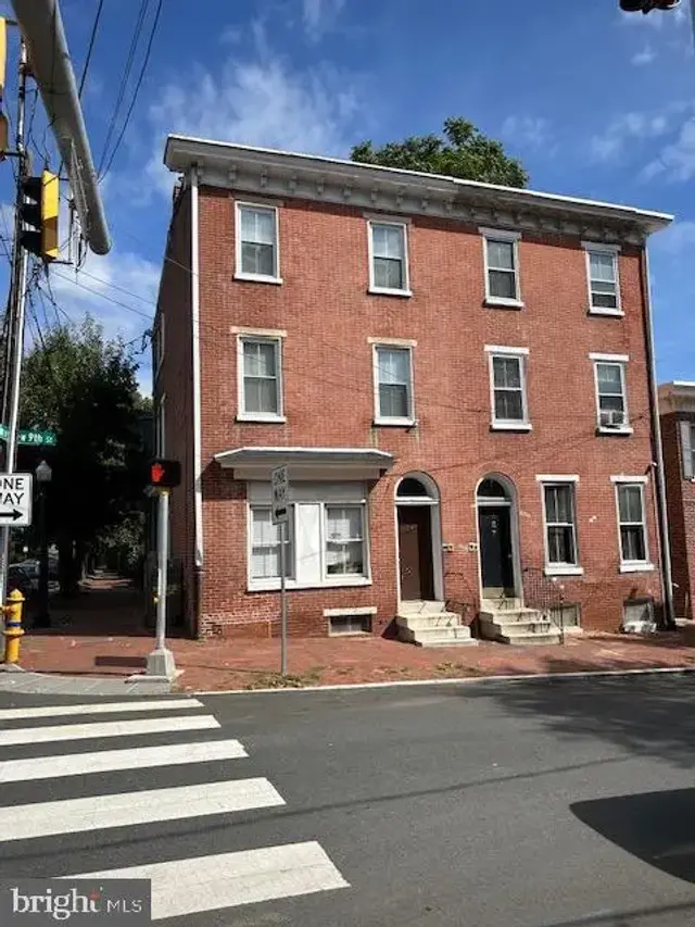 829 W 9th St, Wilmington