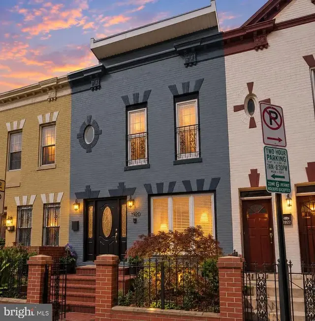 1020 6th St Ne, Washington