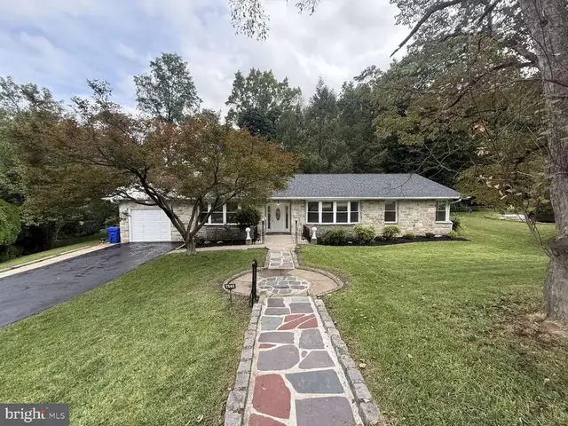 7949 Rolling Green Rd, Cheltenham