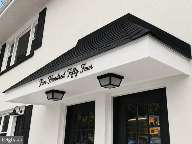 544 W Boot Rd, West Chester