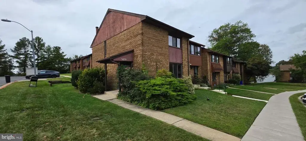 5870 Chipwood Ct #8-01, ELKRIDGE