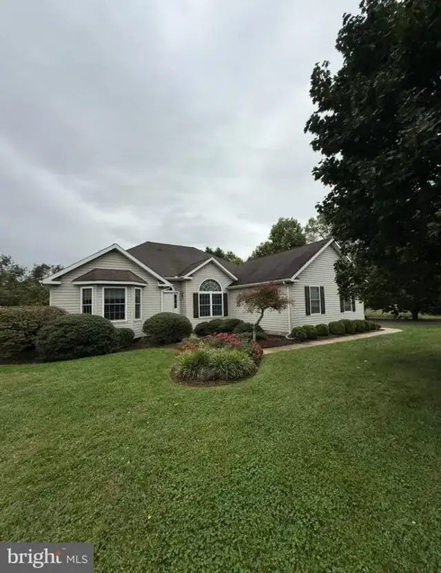 347 Claiborne Dr, Centreville