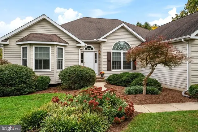 347 Claiborne Dr, Centreville