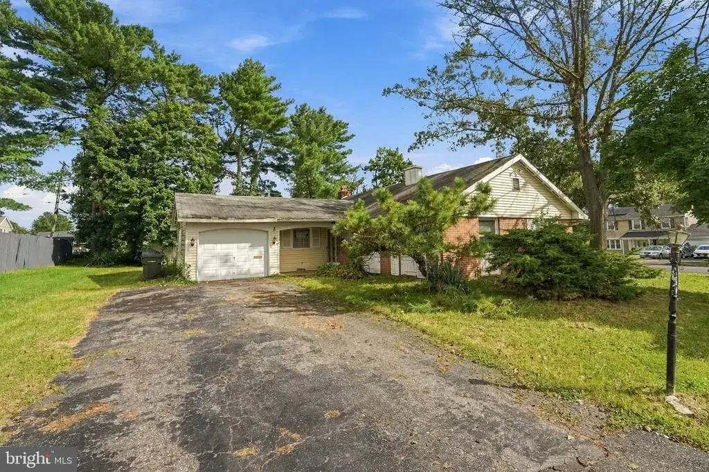 2 Barrington Ln, WILLINGBORO