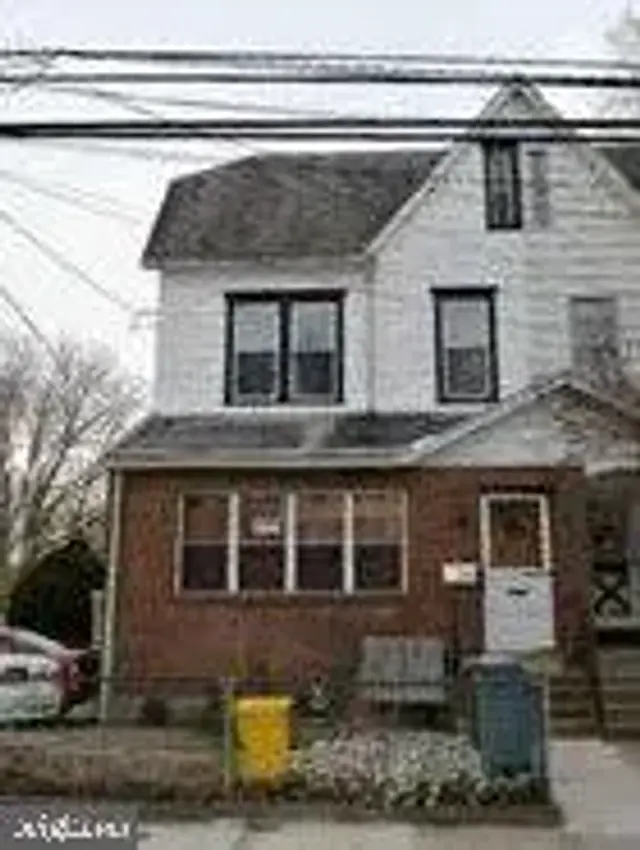 1121 Elmwood Ave, Sharon Hill