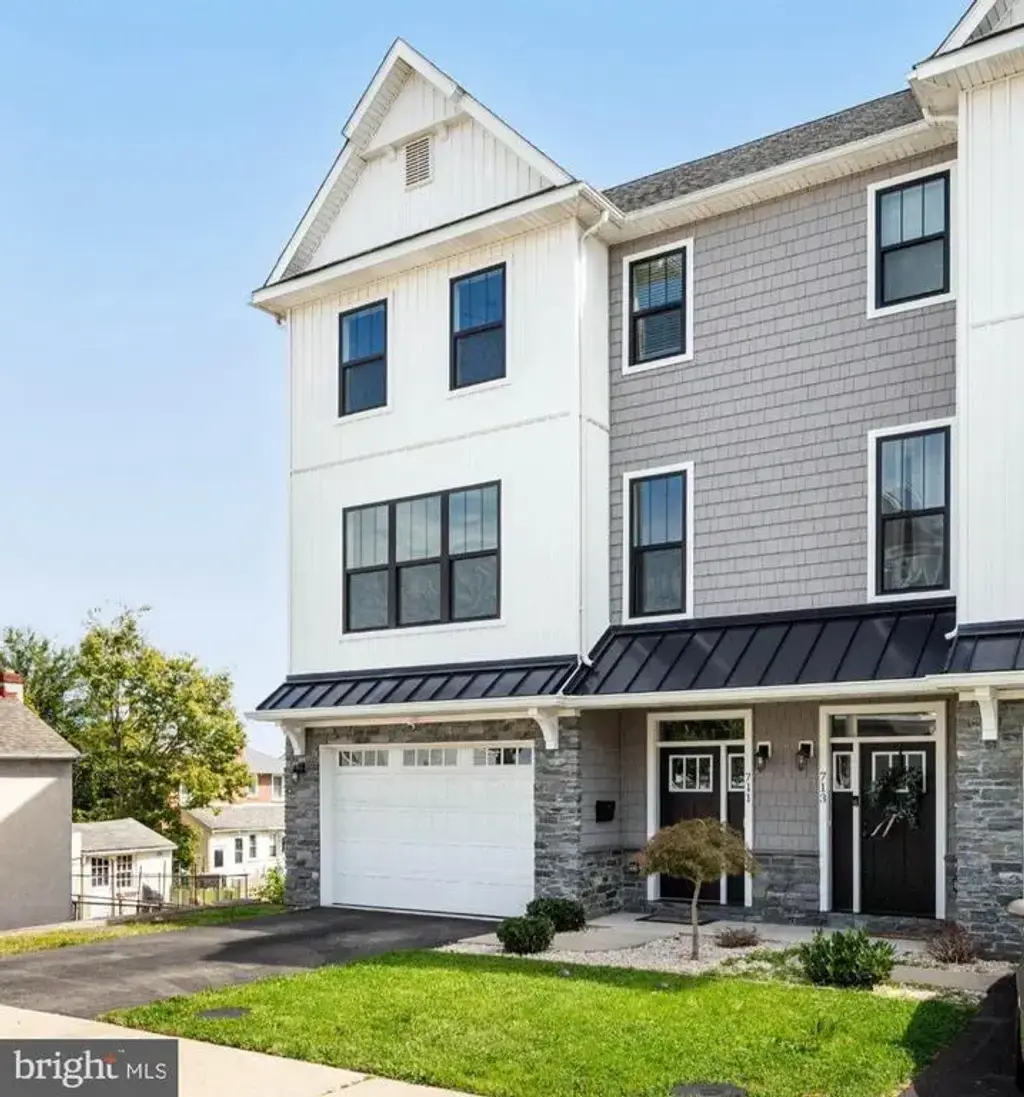 711 Mill St, BRIDGEPORT