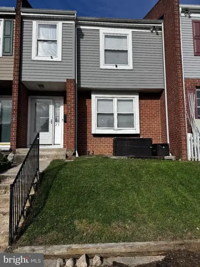 23 Andover Ct, New Castle