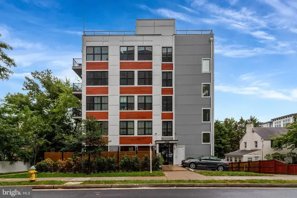1245 N Pierce St #1, ARLINGTON
