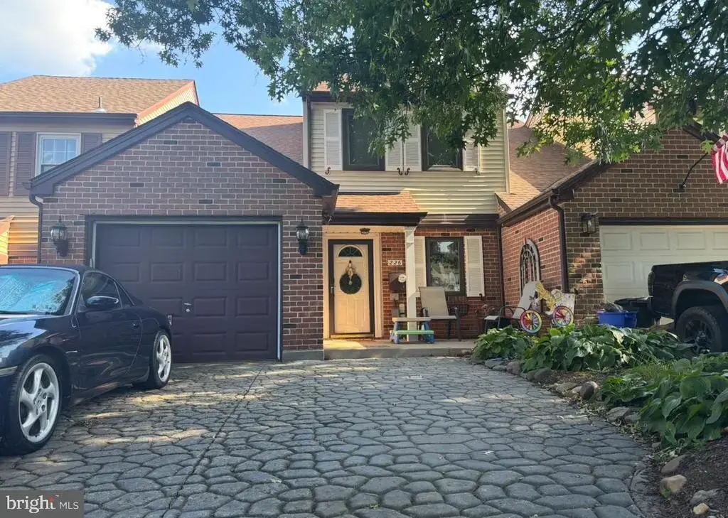 226 Farleigh Ct, LANGHORNE