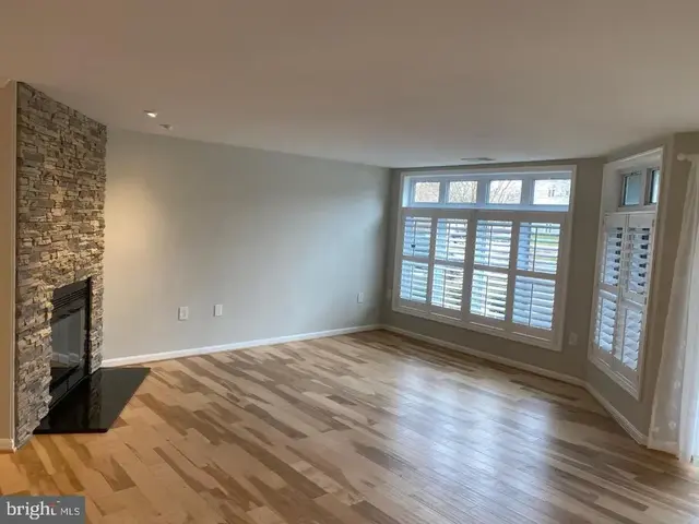 1129 Lake Heron Dr #1a, Annapolis