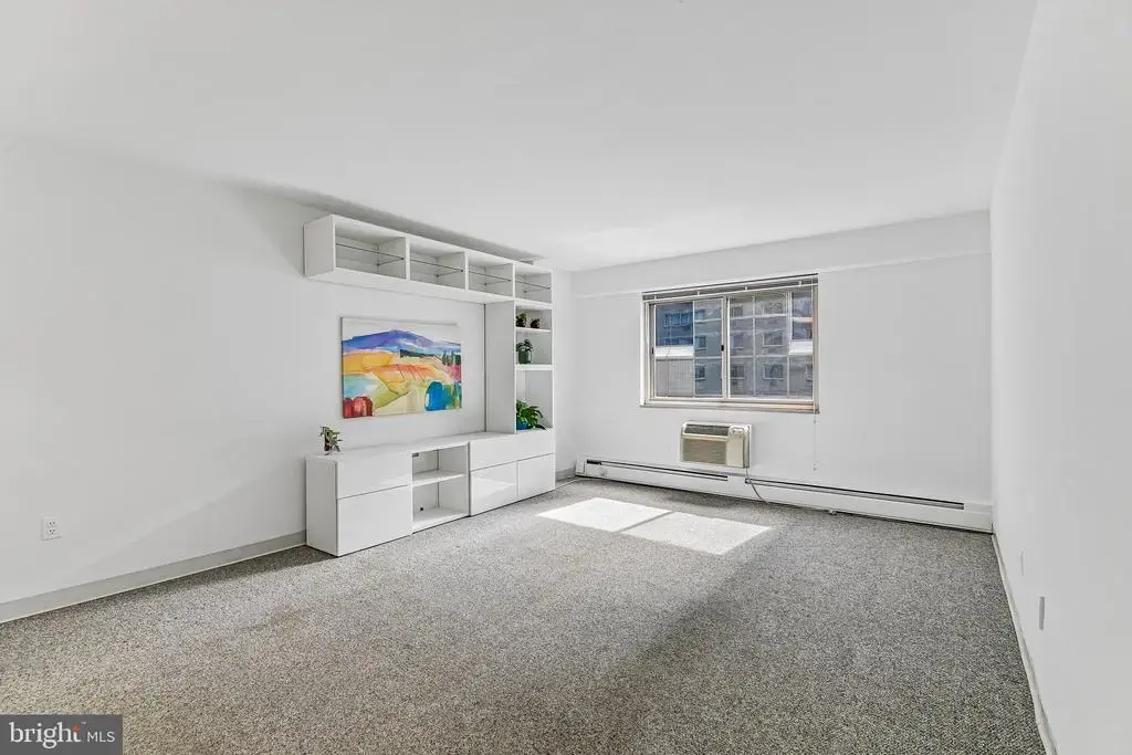 1900 John F Kennedy Blvd #1016, PHILADELPHIA