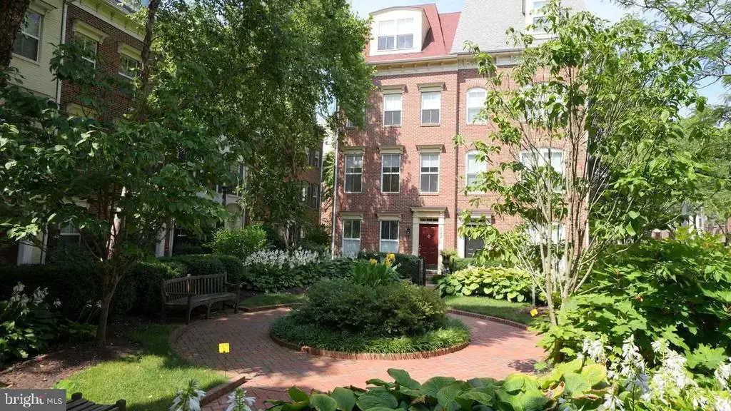 722 Capitol Square Pl Sw, WASHINGTON
