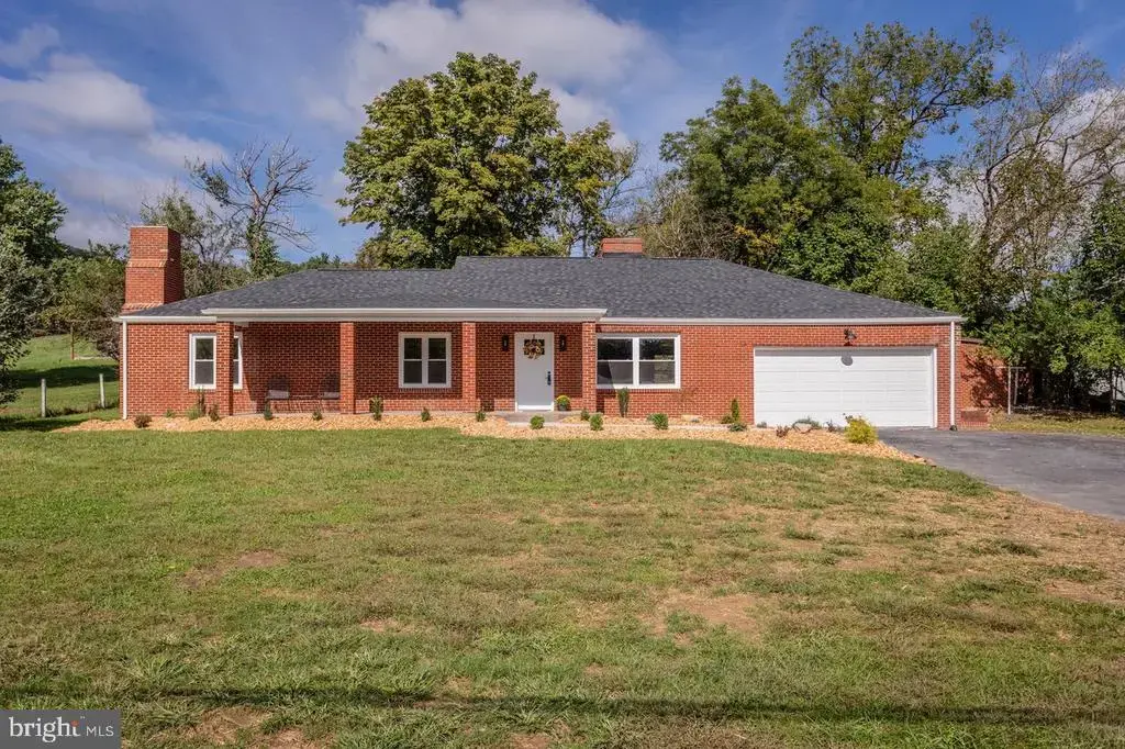 10840 Rawley Pike, HINTON
