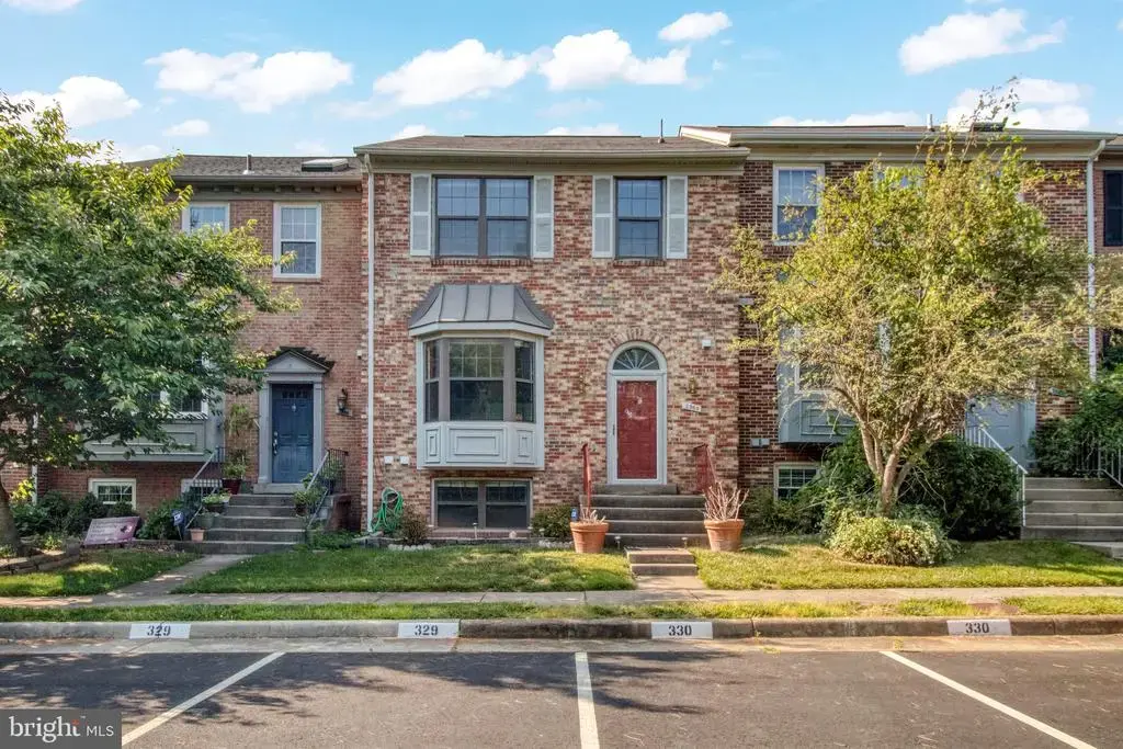 3964 Rosebay Ct, FAIRFAX