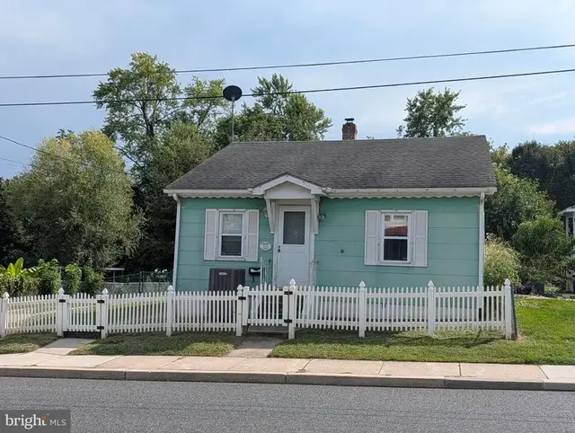834 Otsego St, Havre De Grace