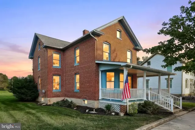 23 W Main St, Fairfield