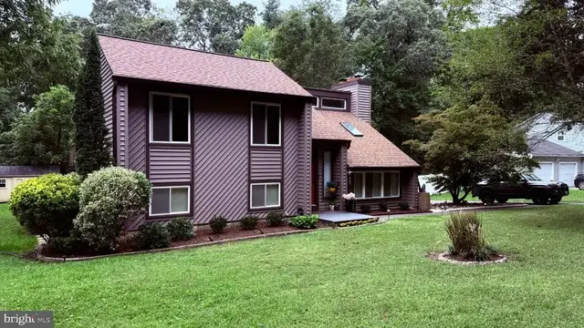 205 Woodloch Ln, Severna Park