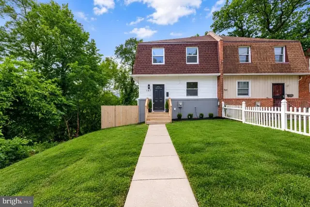 157 Wilmington Pl Se, Washington