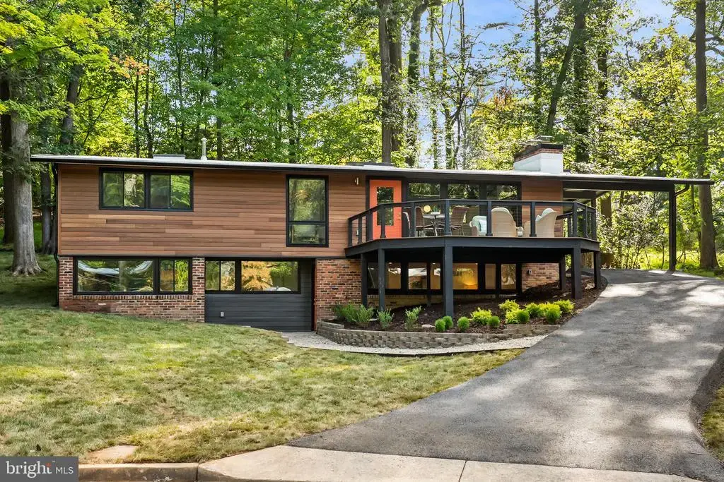 7527 Friar Tuck Ct, FALLS CHURCH