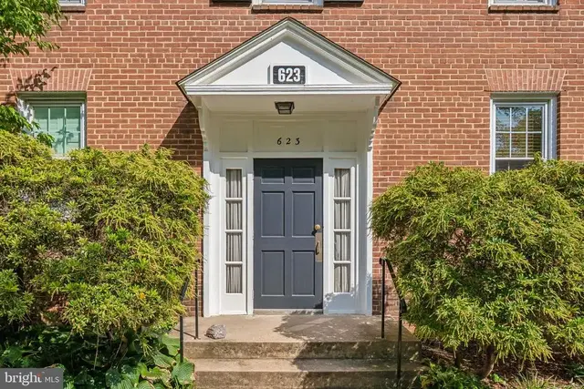 623 Azalea Dr #3, Rockville