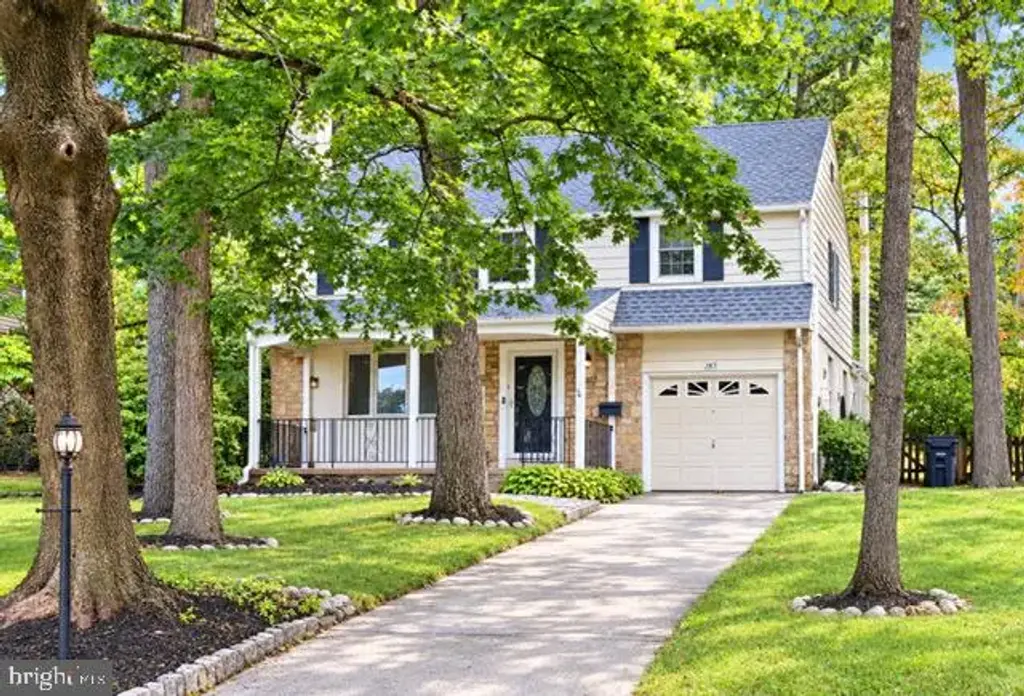 1883 Edge Hill Rd, ABINGTON