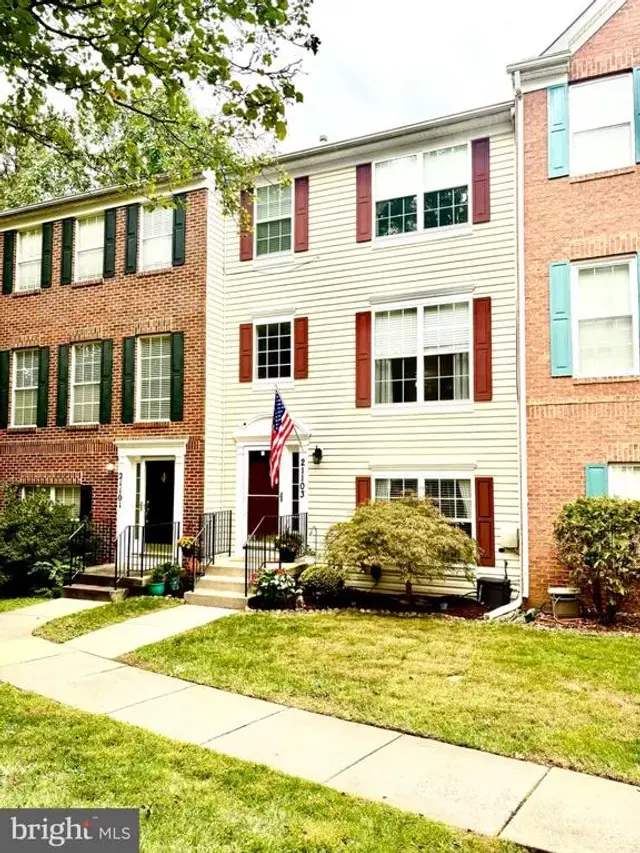 21103 Camomile Ct #95, Germantown