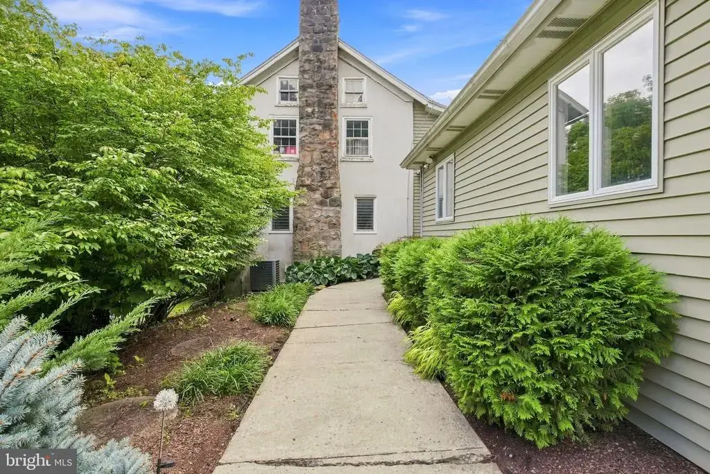 3408 Oak Hill Rd, EMMAUS