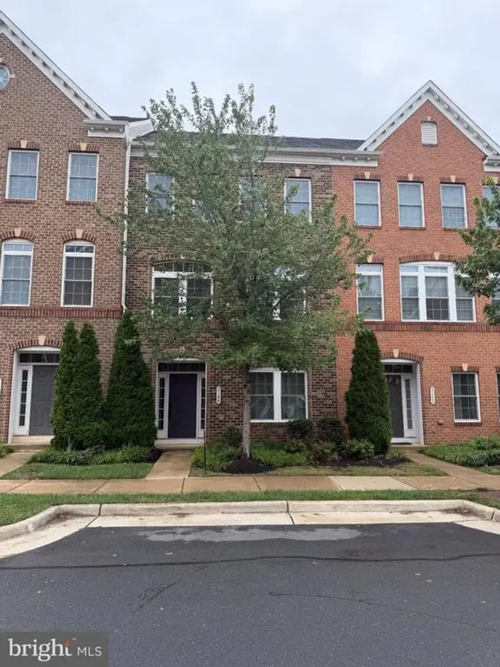 3184 Yeager Dr, HERNDON