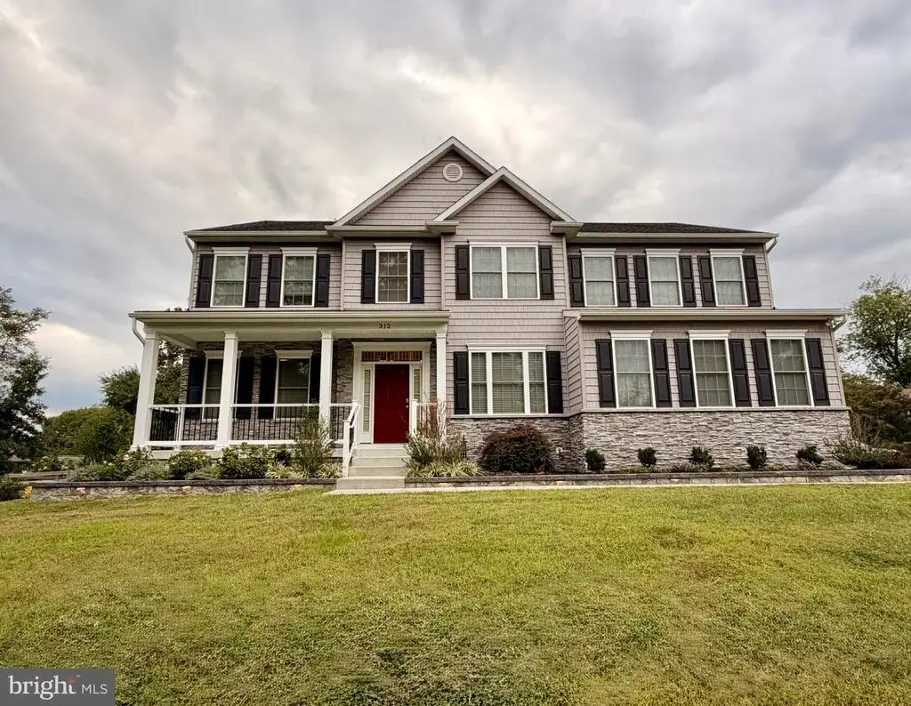 312 Obrecht Rd, MILLERSVILLE