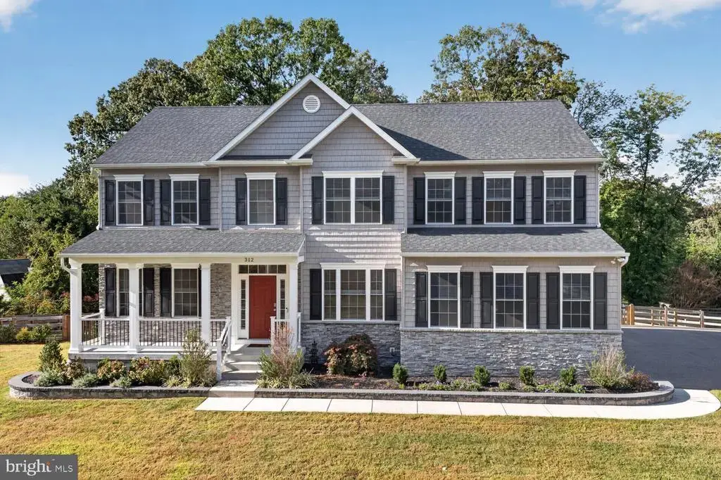 312 Obrecht Rd, MILLERSVILLE