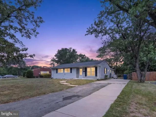 4906 Upland Dr, Alexandria