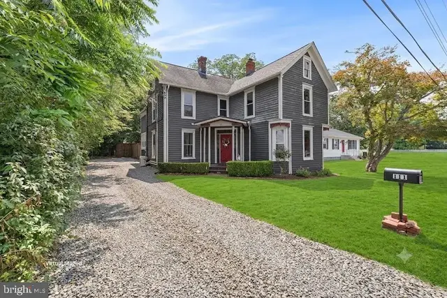 111 Maple Ave, Greensboro