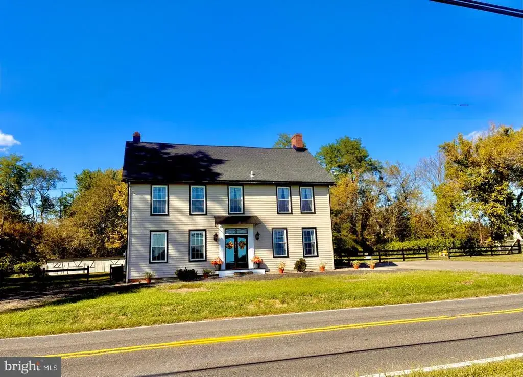 1677 Burlington Jacksonville Rd, BORDENTOWN