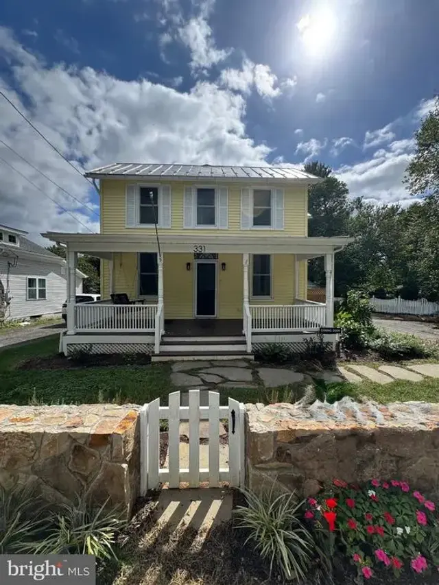 331 W Colonial Hwy, Hamilton
