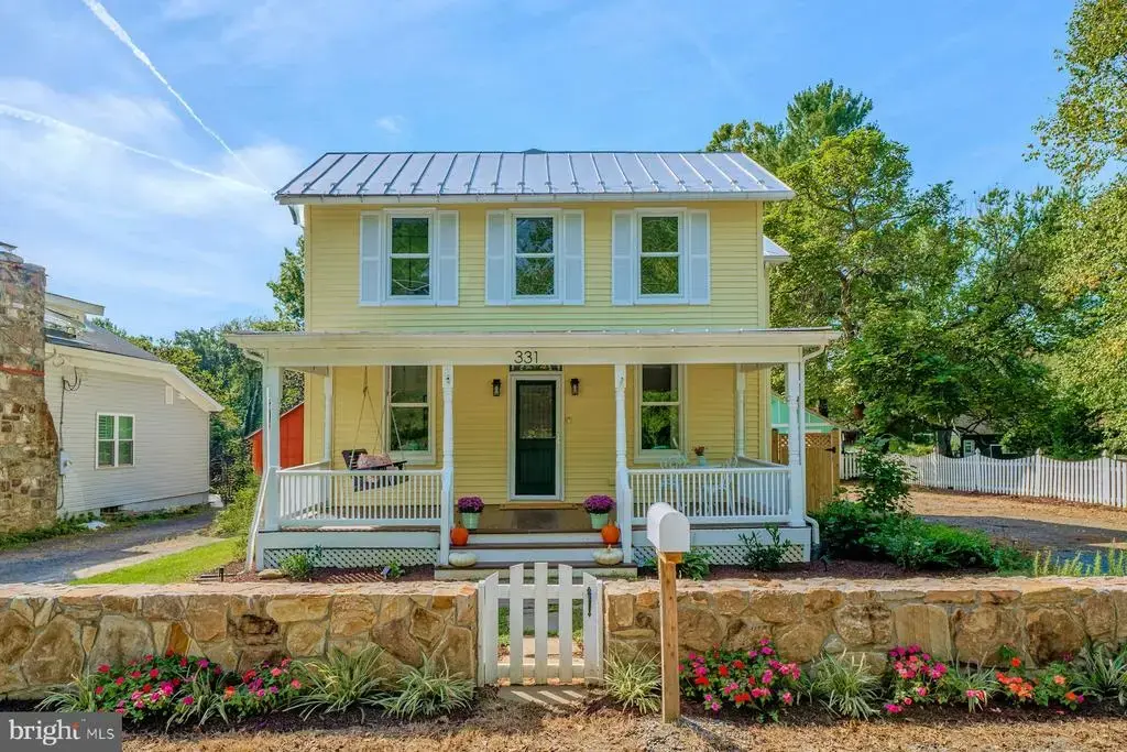 331 W Colonial Hwy, HAMILTON
