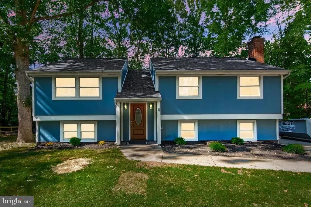 6 Norman Ct, FREDERICKSBURG