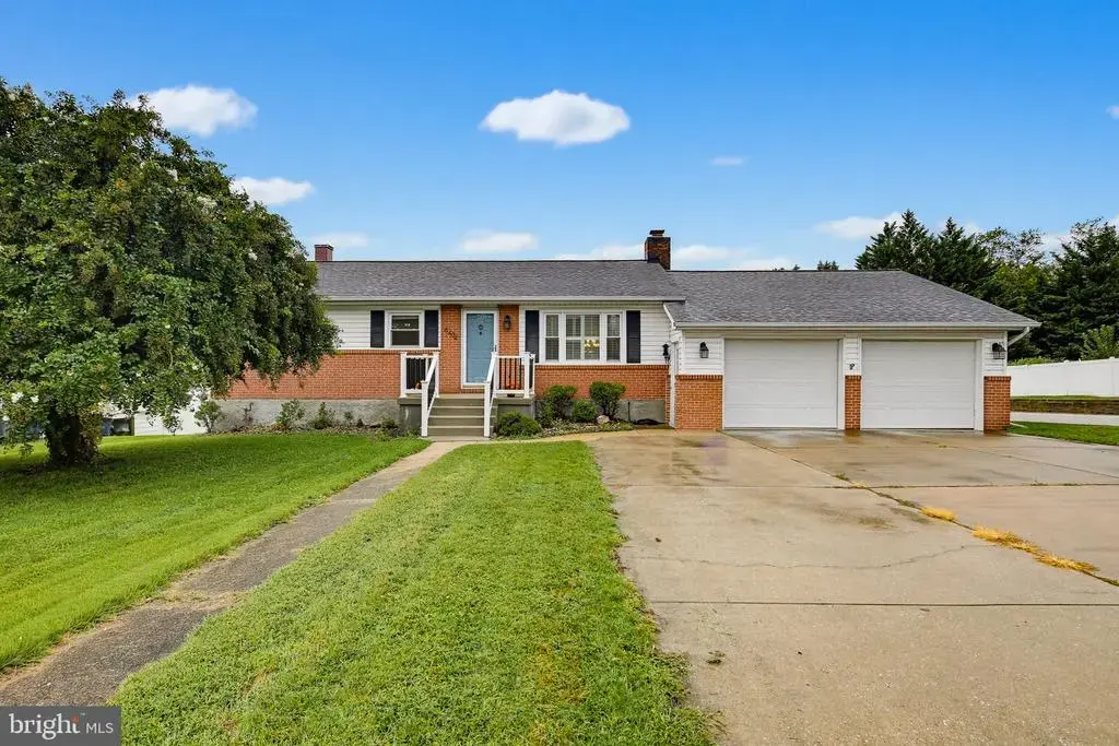 6404 Woodburn Ave, ELKRIDGE