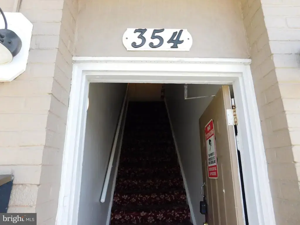 354 Delsea Dr N #2b, GLASSBORO