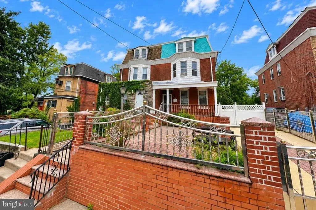 912 Ridge Ave #2, DARBY