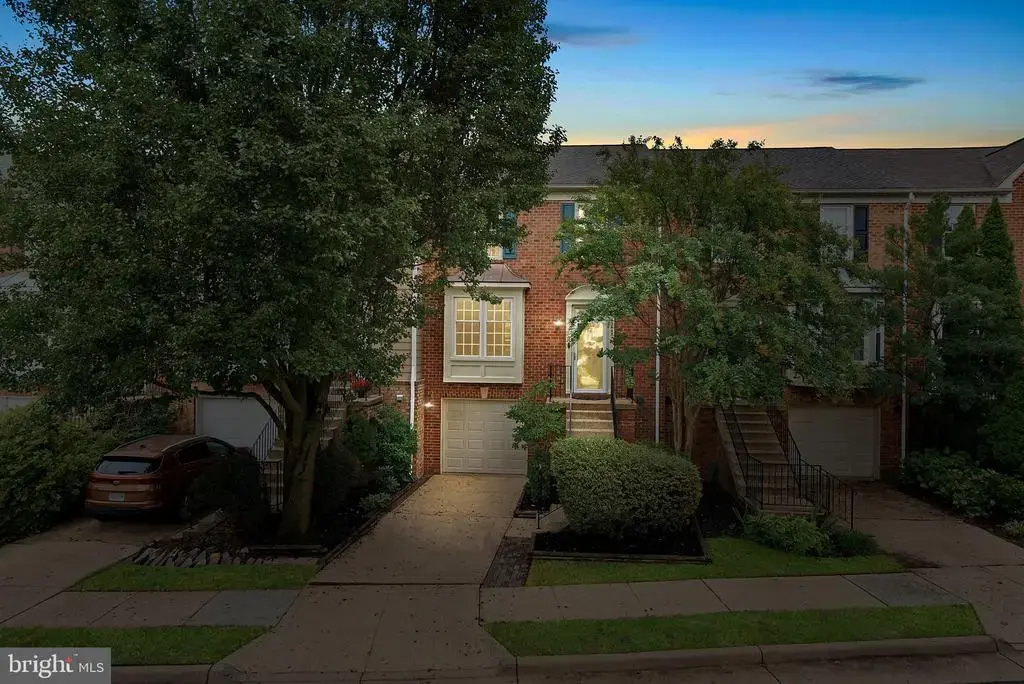 43445 Livery Sq, ASHBURN